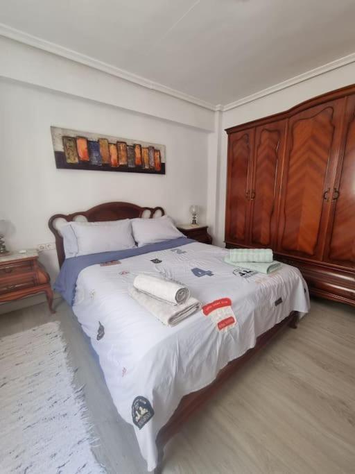Lovely Three-Bedroom Apartment In Puerto De Sagunt Puerto de Sagunto Bagian luar foto