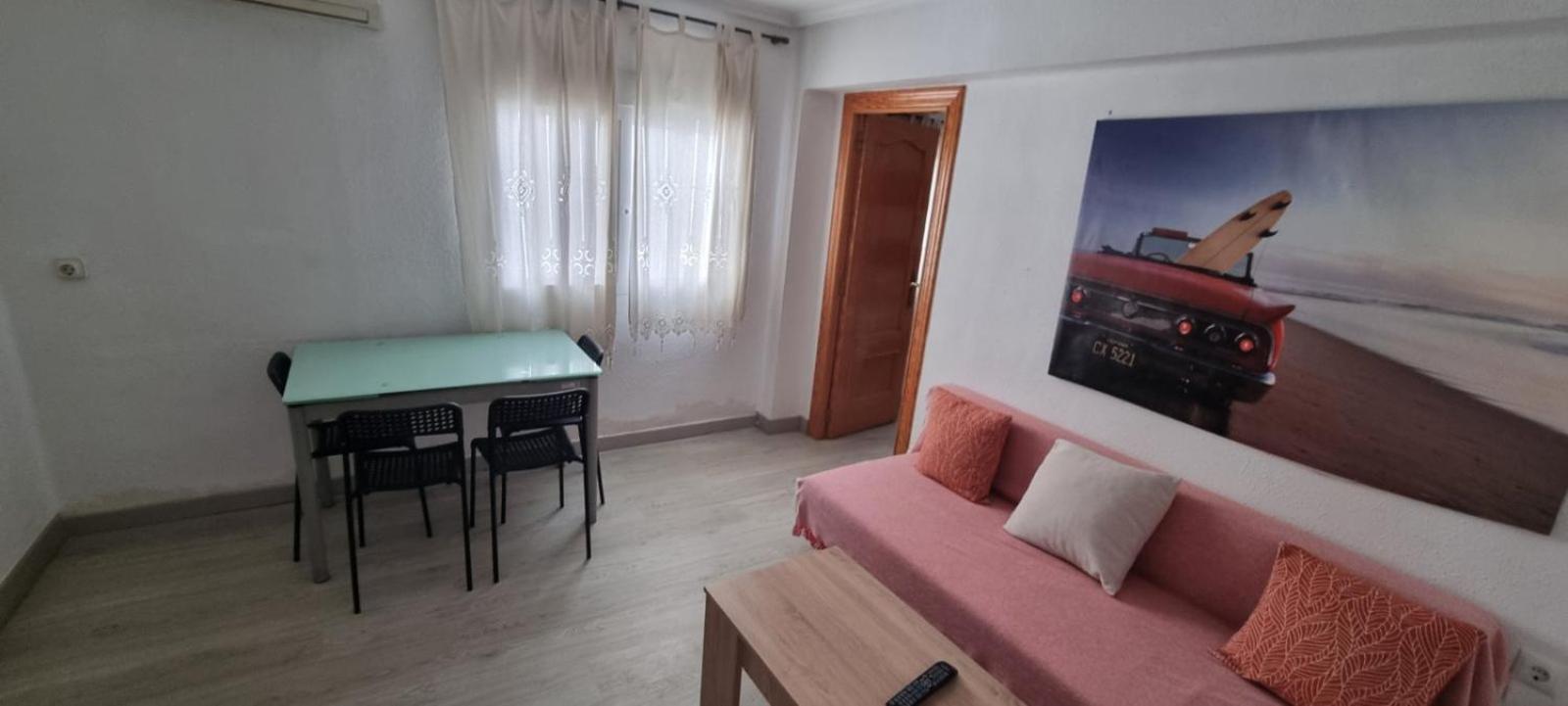 Lovely Three-Bedroom Apartment In Puerto De Sagunt Puerto de Sagunto Bagian luar foto